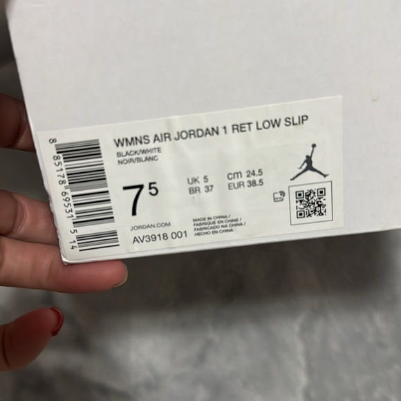 Jordan 3s, white black cement. Dropped 9/9/2015 - Picture 2 of 5